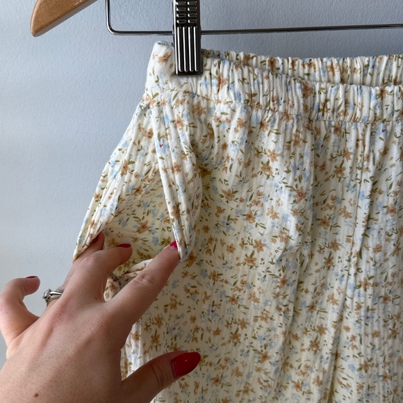 The Fleece Company 100% Muslin Cotton Pajamas - Picture 9 of 10